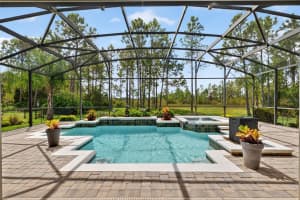 404 Long And Winding Rd Howey In The Hills, FL 34737 - Off Market