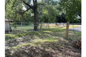 15980 SE HIGHWAY 42, WEIRSDALE, FL 32195 Sold 10/24/25