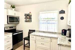 1104 PENN STREET, LEESBURG, FL 34748 - MLS#MFRG5101828