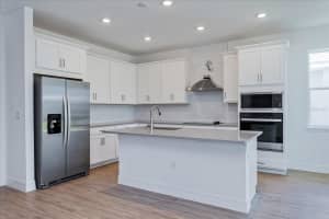 240 MEREDITH BOULEVARD, WINTER HAVEN, FL 33881 - MLS#MFRG5101858