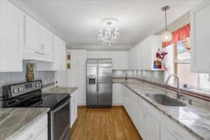 1108 RICARDO AVENUE, LADY LAKE, FL 32159 - MLS#MFRG5101914