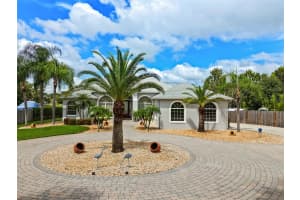 10925 LAKESHORE DR, CLERMONT, FL 34711 Sold 10/21/25