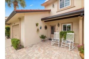 1124 AVENIDA DE LAS CASAS #1124, LADY LAKE, FL 32159 - MLS#MFRG5101955