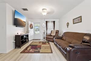 40522 5TH AVENUE, UMATILLA, FL 32784 - MLS#MFRG5102022