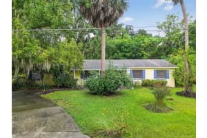 605 ORANGE AVENUE, MOUNT DORA, FL 32757 Sold 10/17/25