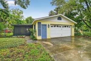 605 ORANGE AVENUE, MOUNT DORA, FL 32757 Sold 10/17/25