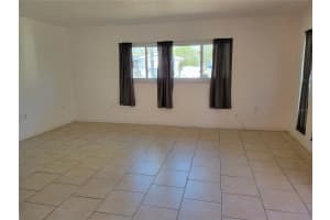 802 MCLAIN COURT, TAVARES, FL 32778 - MLS#MFRG5102050