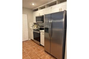 2954 Peach St Leesburg, FL 34748 - Off Market