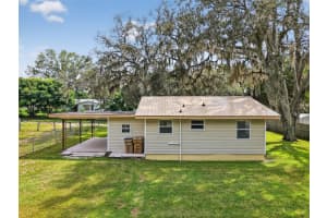 2704 WOOD STREET, LEESBURG, FL 34748 - MLS#MFRG5102100