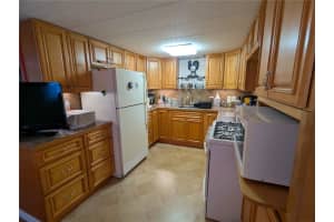 11929 LINDA AVENUE, TAVARES, FL 32778 - MLS#MFRG5102150