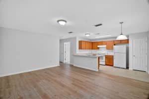 525 PAULLING DRIVE, LEESBURG, FL 34748 - MLS#MFRG5102255