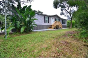 515 TWIN LAKES CIRCLE, LAKELAND, FL 33815 - MLS#MFRG5102267