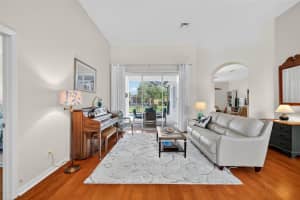 4705 GLEN COE STREET, LEESBURG, FL 34748 - MLS#MFRG5102268