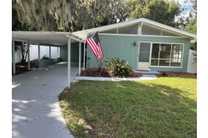 102 PENDLETON AVENUE, EUSTIS, FL 32726 - MLS#MFRG5102305