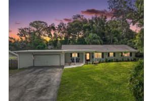 2112 Normandy Dr, MOUNT DORA