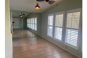 1617 HILTON HEAD BOULEVARD, LADY LAKE, FL 32159 - MLS#MFRG5102331