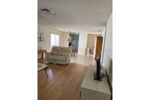 612 DOMINGUEZ DRIVE, LADY LAKE, FL 32159 - MLS#MFRG5102408