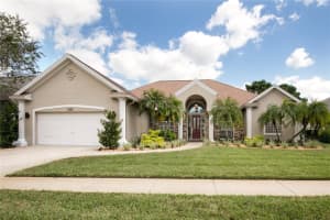 1560 Edgewater Dr, MOUNT DORA