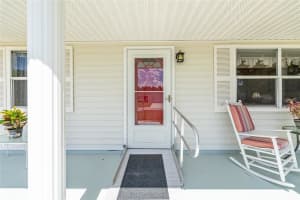 401 GLASGOW COURT, LEESBURG, FL 34788 Sold 12/04/25