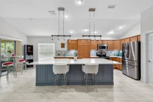 10063 LAKE MIONA WAY, OXFORD, FL 34484 - MLS#MFRG5102444