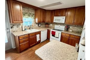 190 AZALEA TRAIL, LEESBURG, FL 34748 - MLS#MFRG5102483