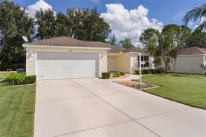 2076 HARSTON TRAIL, THE VILLAGES, FL 32162 Sold 12/03/25