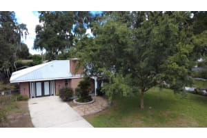 1208 CR 463B, LAKE PANASOFFKEE, FL 33538 - MLS#MFRG5102570