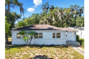 1230 ORANGE AVENUE, EUSTIS, FL 32726 - MLS#MFRG5102579