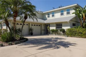 5351 AURORA DRIVE, LEESBURG, FL 34748 - MLS#MFRG5102600