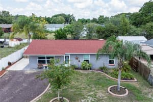 11327 Grove St, LEESBURG
