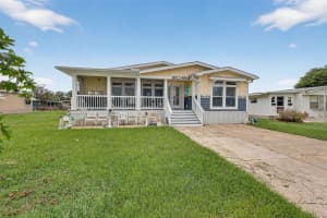1115 ELKHART CIRCLE, TAVARES, FL 32778 - MLS#MFRG5102640