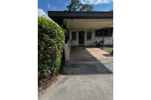 2112 HOLLYWOOD AVENUE, EUSTIS, FL 32726 - MLS#MFRG5102705