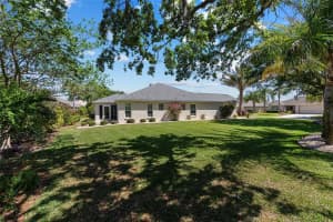 1329 GASTON LOOP, THE VILLAGES, FL 32162 Sold 12/03/25