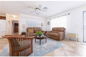 1737 LAUREN LANE, LADY LAKE, FL 32159 - MLS#MFRG5102847