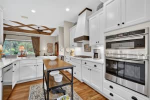 8464 BRIDGEPORT BAY CIRCLE, MOUNT DORA, FL 32757 - MLS#MFRG5102869