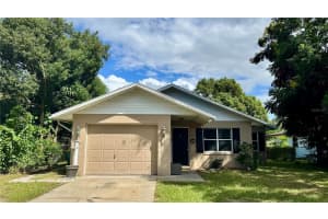1010 ORANGE AVENUE, TAVARES, FL 32778 - MLS#MFRG5102871