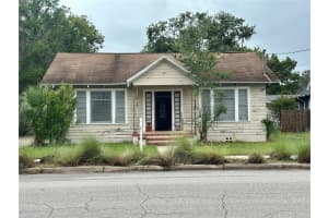 323 S 2nd St, LEESBURG 323 S 2nd St, LEESBURG