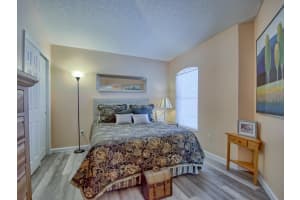 1952 Peachtree Ave The Villages, FL 32162 - Off Market