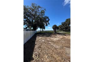 1200 NORTHSHORE DRIVE, EUSTIS, FL 32726 - MLS#MFRG5102996