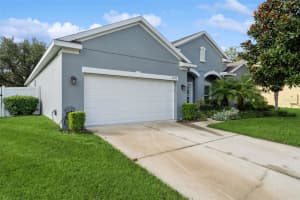 2496 PLUMADORE DRIVE, GRAND ISLAND, FL 32735 - MLS#MFRG5103011