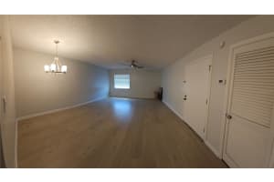 1112 MAIN STREET, LEESBURG, FL 34748 - MLS#MFRG5103025