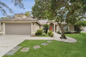 2640 Waterview Dr, EUSTIS