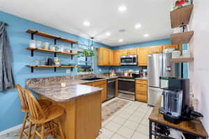 408 CENTURY AVENUE, FRUITLAND PARK, FL 34731 - MLS#MFRG5103086