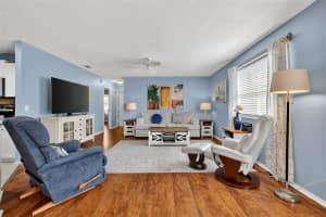 2107 ESCOBAR AVENUE, LADY LAKE, FL 32159 - MLS#MFRG5103089