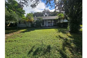 2913 LAKE LOUISE DRIVE, EUSTIS, FL 32726 - MLS#MFRG5103116