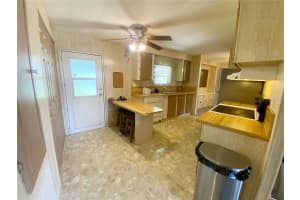 348 IVANHOE CIRCLE, LADY LAKE, FL 32159 - MLS#MFRG5103149