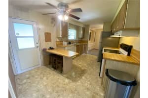 348 IVANHOE CIRCLE, LADY LAKE, FL 32159 - MLS#MFRG5103149