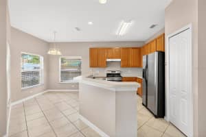 1412 LONGVILLE CIRCLE, TAVARES, FL 32778 - MLS#MFRG5103172