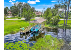 721 LAKESHORE DRIVE, CLERMONT, FL 34711 - MLS#MFRG5103220