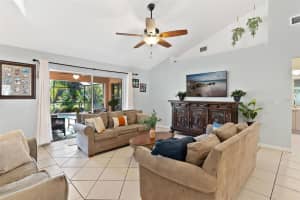 1041 VASSAR DRIVE, EUSTIS, FL 32726 - MLS#MFRG5103297